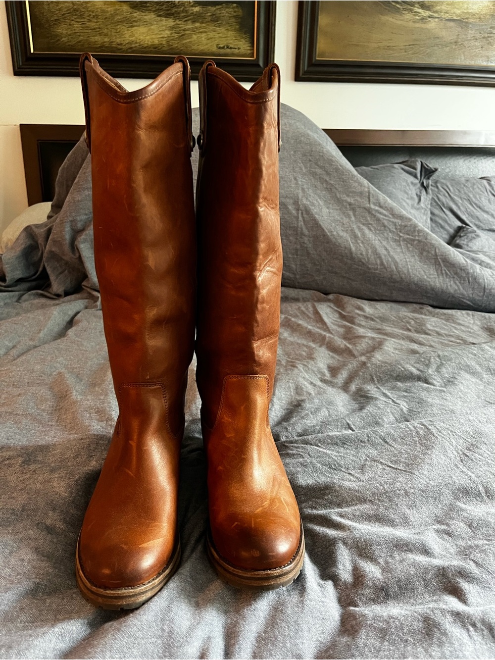 Never worn women's Brown Leather Boots - Classic Dark Tan/Brown
